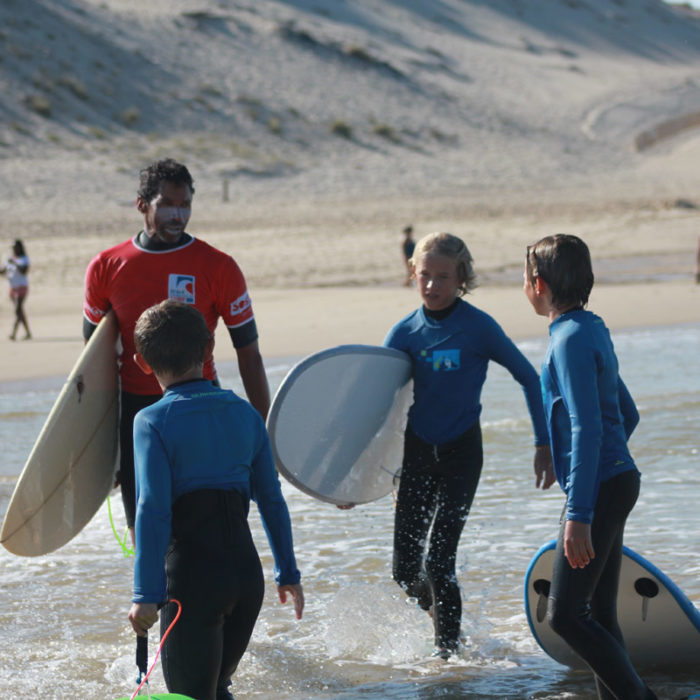Cours de surf collectif enfants Hourtin Plage